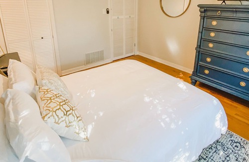 Alamo Heights House | Cozy & Stylish Home in the heart of San Antonio!