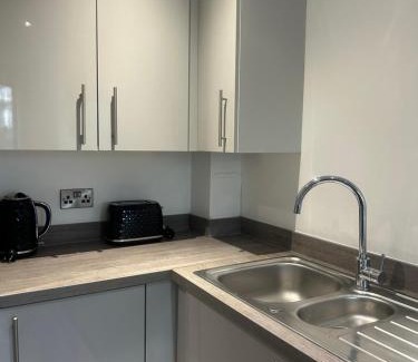 Salford Apartment | Cozy, Stylish Modern 2 Bedroom Entire Flat