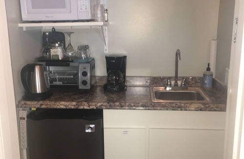 Nevada City Apartment | Cozy Suite Downtown Nevada City Located In The Historic Hatfield House