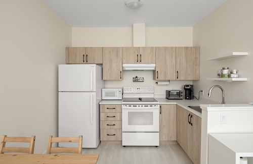 Langford House | Cozy suite in lovely neighborhood