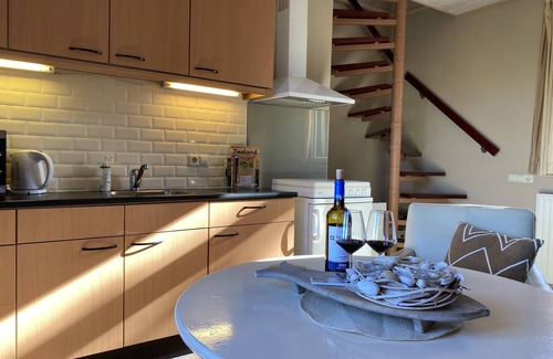 Zonnemaire Other | Cozy sunny apartment, 2 pax with large garden, near Grevelingen sea, WiFi