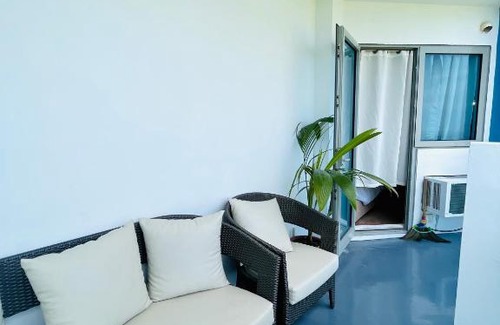 San Fernando Apartment | Cozy Sunshine Suite