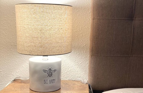 West Los Angeles House | Cozy Sweet Guesthouse in the heart of West L.A..