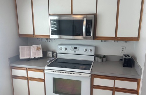 Tallahassee House | Cozy Tallahassee Townhome- Minutes from FSU, FAMU & TSC-flexible pricing