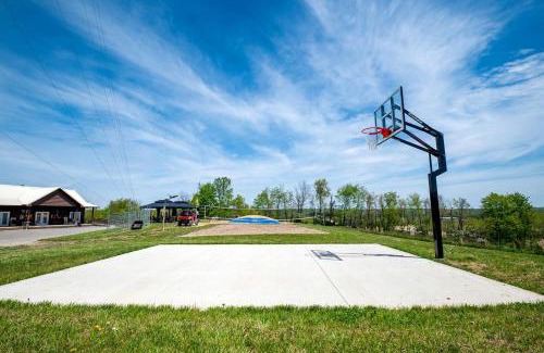 Logan Other | Cozy Tented Cabin with Fire Pit and Barbecue in Logan, Ohio