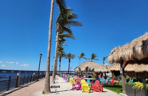 Port Charlotte Apartment | Cozy Tiny Retreat in the middle of Port Charlotte!