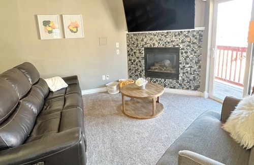 Pocatello House | Cozy Townhome - Close to Hospital and ISU