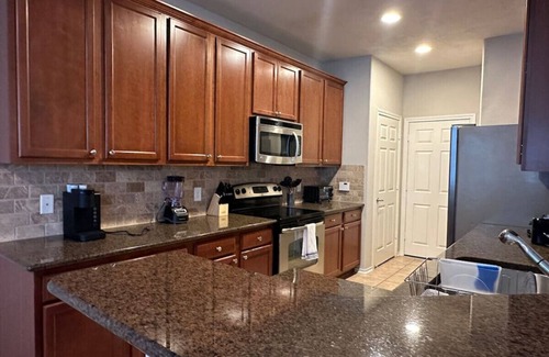 Sterling Ridge House | Cozy townhome in The Woodlands