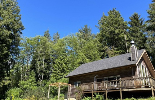 Tillamook Cabin | Cozy two-bedroom cabin by Tillamook Forest