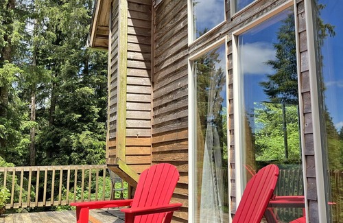 Tillamook Cabin | Cozy two-bedroom cabin by Tillamook Forest