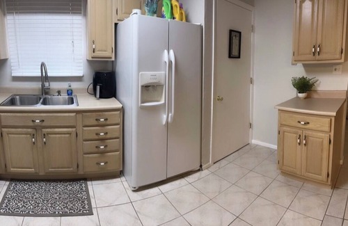 Longwood Apartment | Cozy two bedrooms apt