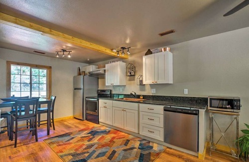 Cascade-Chipita Park House | Cozy up at this highly rated, charming mountain cabin in Chipita Park.