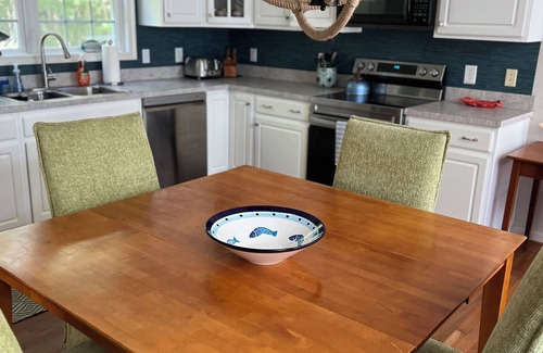 Reedville House | Cozy up for Fall at Sunrise Point. Fish and crab from private, waterfront dock!