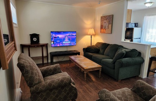 Harbor Springs House | COZY UP-NORTH RETREAT Just a quarter-mile from ski hills