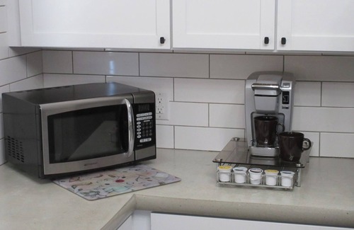 Rapid City House | Cozy, updated mid-century house. Close to downtown and Mt. Rushmore.