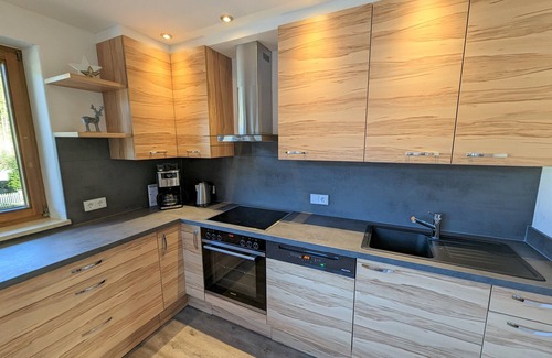 Ruhpolding Condo | Cozy vacation apartment with 3 bedrooms, 2 bathrooms and outdoor seating area