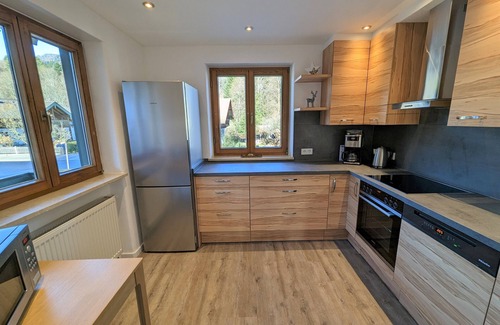 Ruhpolding Condo | Cozy vacation apartment with 3 bedrooms, 2 bathrooms and outdoor seating area