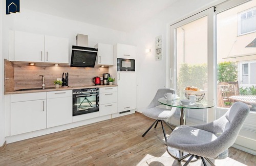 Kamminke Apartment | Cozy vacation apartment with terrace & lagoon view - quiet location by the lake