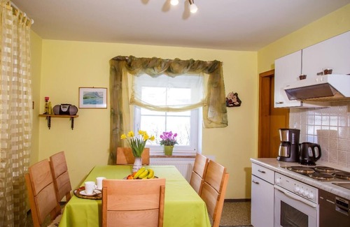 Freyung Apartment | Cozy vacation apartment with beautiful conservatory (95 sqm)