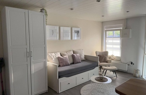 Ellenberg Apartment | Cozy vacation apartment with canopy 5 minutes from the harbour