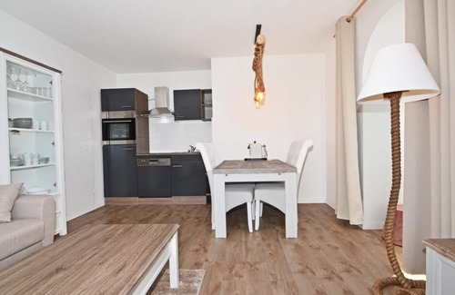 Koserow Apartment | Cozy vacation apartment in Koserow with terrace - only 350 m to the beach
