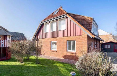 Kopendorf House | Cozy vacation home with garden and terrace on Fehmarn on the Baltic Sea with dog