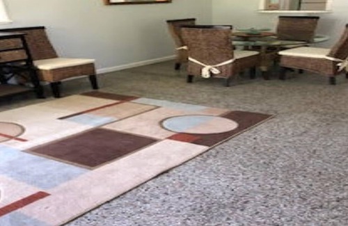 Rock Ridge House | Cozy Vacation Rental close to Beach