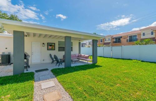 Lake Ridge House | Cozy Victoria Park Retreat Unit 3 - Las Olas Beach