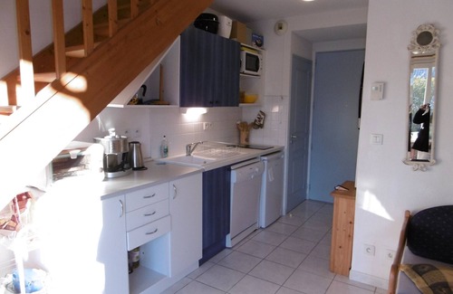Narbonne-Plage Villa | Cozy Villa Near Beach - 3 Bedrooms - Private Parking - Terrace - 7 Guests