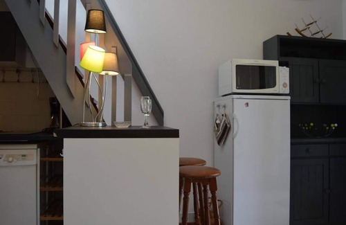 Saint-Cyprien Plage House | Cozy Villa with Shared Pool, Terraces & Parking Near Beach - Sleeps 6