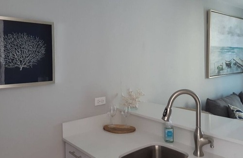 Playa Fortuna Apartment | Cozy Waking Distance to the Beach