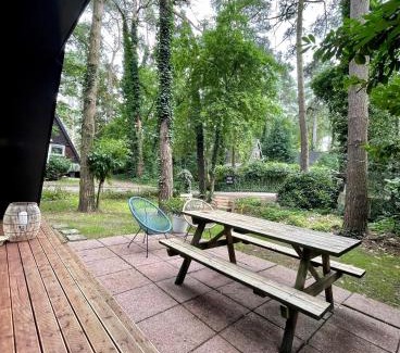 Rekem Ski Chalet | Cozy warm chalet in wooden nature near Maastricht-Gothamette House