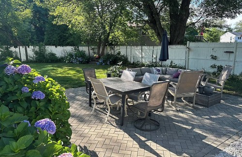 Warwick House | Cozy Waterfront Furnished Home, Ideal for Travel Nurses & Corporate Stays