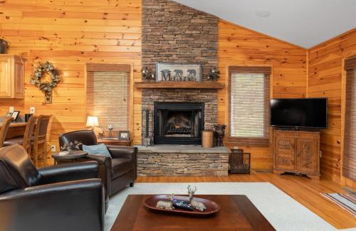 Nellysford House | Cozy Wintergreen Retreat Fireplace & Spacious Deck