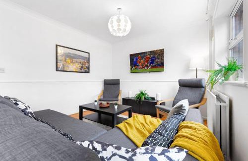 Poplar House | Cozylease 3BR In Canary Wharf,Garden,Gym,Workspace