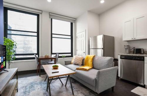 Cultural District Apartment | CozySuites Charming 1BR in Downtown Pitts #10