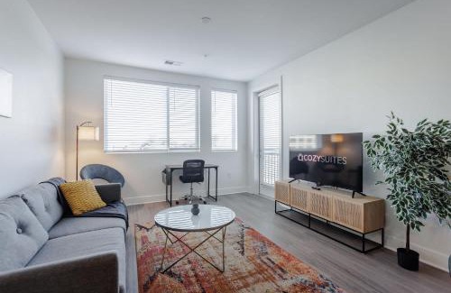 Central Business District Apartment | Cozysuites l Luxe 2BR in Downtown Cincinnati #3