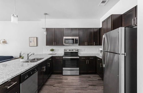Indianapolis Apartment | CozySuites Nora 2BR near Fashion Mall
