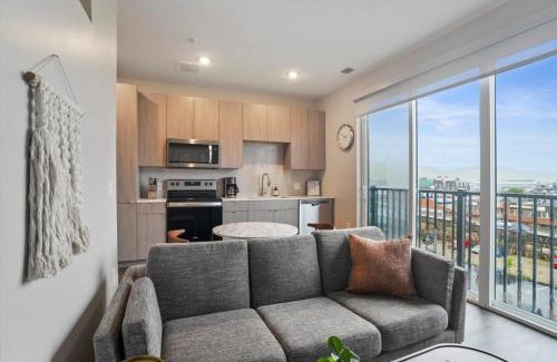 Lower Lawrenceville Apartment | CozySuites Roomy 1BR, Lawrenceville