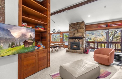 Thredbo Apartment | Crackenback Express - Tyrola 13