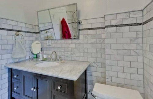 Professorville House | Craftsman, Palo Alto 4-5 bedrooms, 3 full baths.