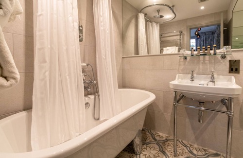 Troutbeck Bridge Hotel | Cragwood Country House Hotel