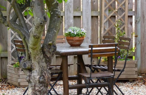 Ballater Cottage | Craigen Cottage,Detached Victorian House, enclosed gardens in Ballater Village