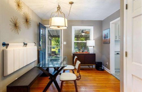Ames House | Crane Haven - Fresh Boutique Stay, Cozy Inside & Out
