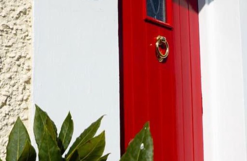 Portrush House | Crayfish Cottage 5 mins to the beach! Autumn and Xmas stays booking now