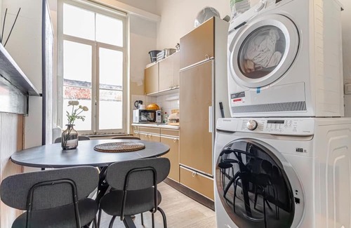 Ghent City Centre Apartment | Creative Corner: Stylish Apt. in Ghent\'s Heart