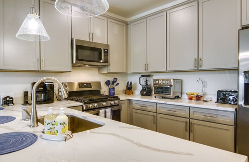 Rehoboth Beach Condo | Creek Access & Balcony: Lewes Home Near Beaches