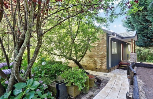 Leura House | Creek Cottage - Leura Couples Getaway