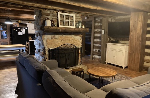 Elkin Cabin | Creek front family friendly rustic log cabin in the heart of NC wine country