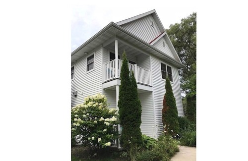 Fish Creek Cottage | Creekside Cottage at Peninsula Park. SUPERCLEAN Off the beaten path!